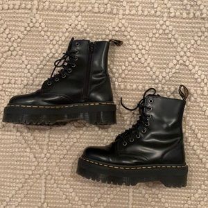 Dr. Marten Jadon Black Boot